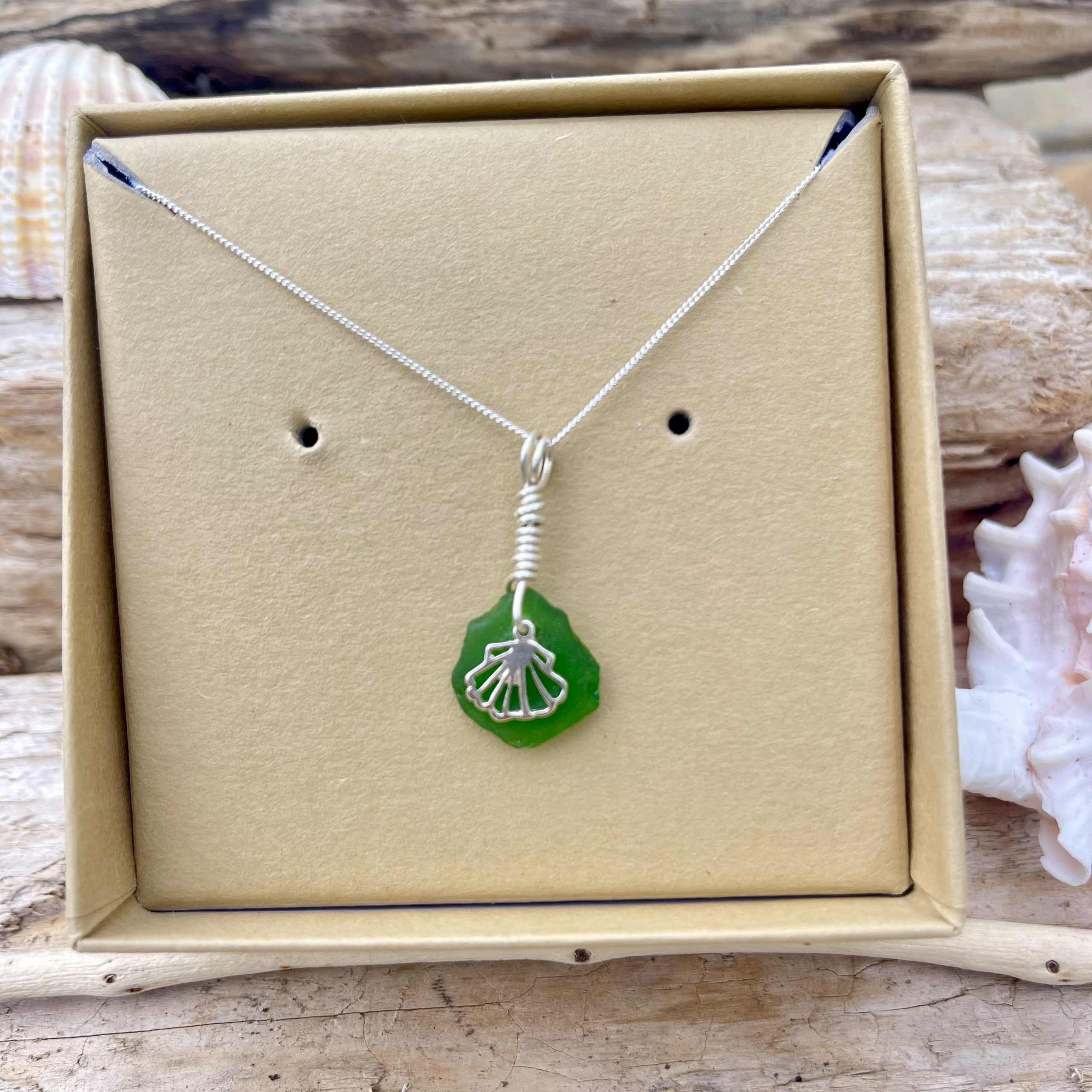 Green Seaglass & Silver Shell Pendant - Image 3